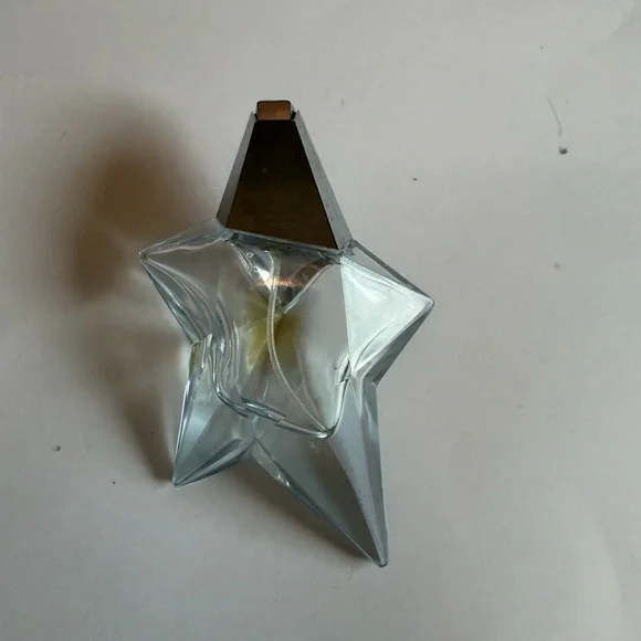 Empty Perfume Bottles - Picture 6 of 7